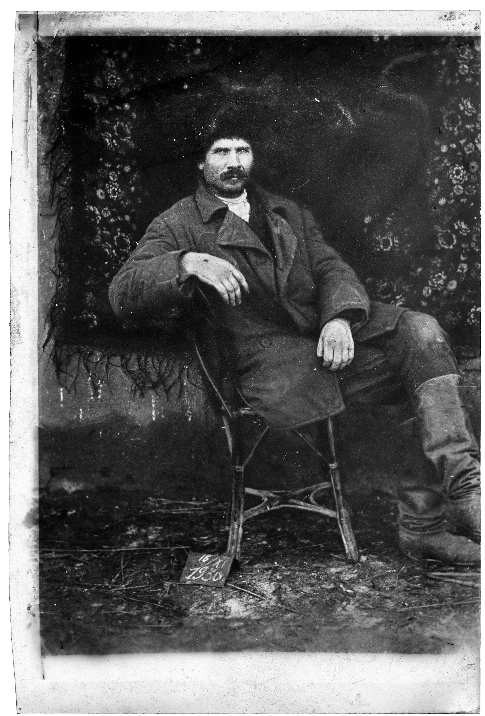 Self-portrait of Marko Zalizniak (copy on film) from the collection of Volodymyr Havshchuk / Urban Media Archive / Lviv Center for Urban History
